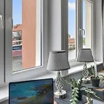 Apartment Magical River View By Downtown Gdansk