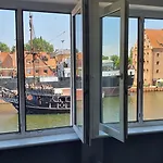 Magical River View By Downtown