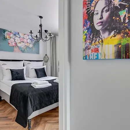 Magical River View By Downtown Apartament *