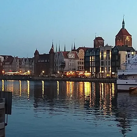 Magical River View Old Town Gdansk By Downtown Apartments *