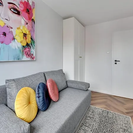 Magical River View Old Town Gdansk By Downtown Apartments *