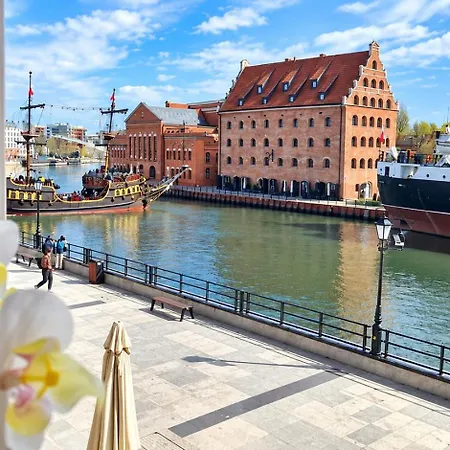 Magical River View By Downtown Apartament Gdańsk