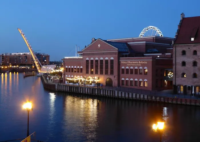 Magical River View By Downtown * Danzig