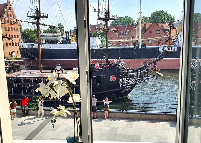 Magical River View By Downtown *